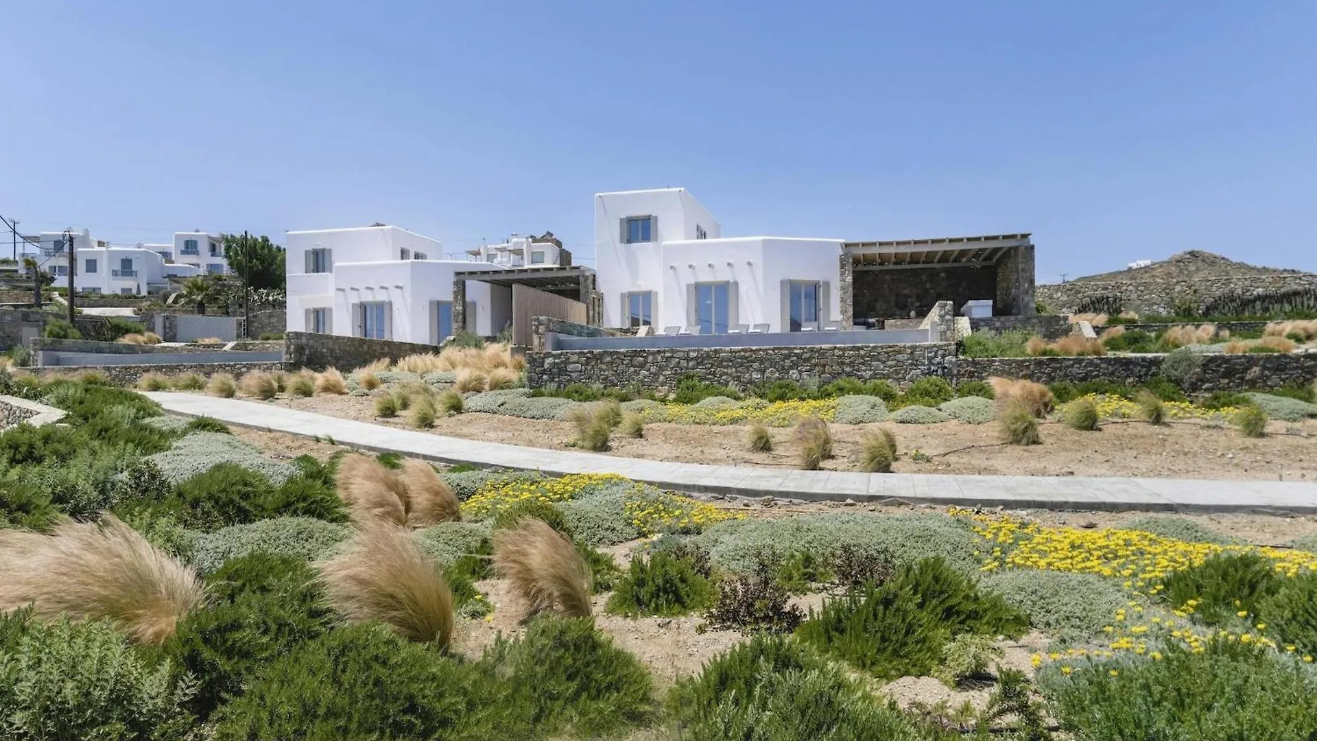Pristine Villa With Swimming Pool 칼라파티스 0*,